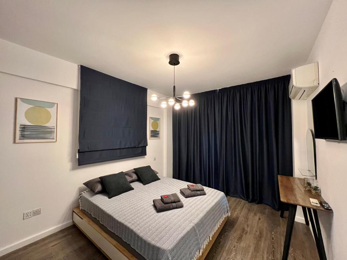Fat Cow Apartments Larnaca Exterior photo