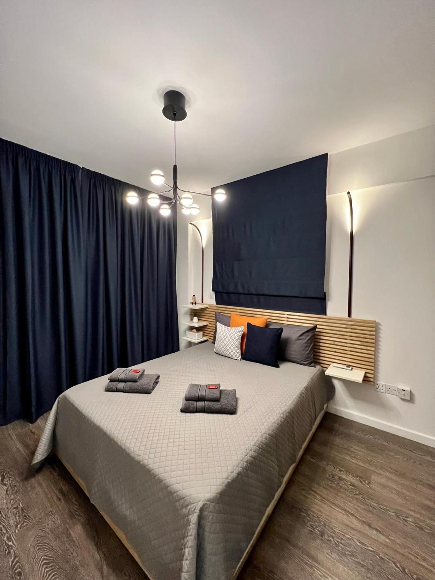 Fat Cow Apartments Larnaca Exterior photo